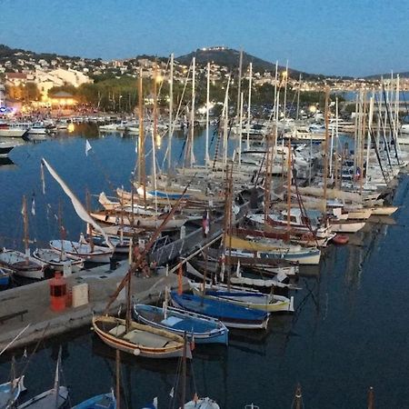 T2 Rez De Jardin 300M Plage De Beaucours Sanary Sur Mer Exterior photo