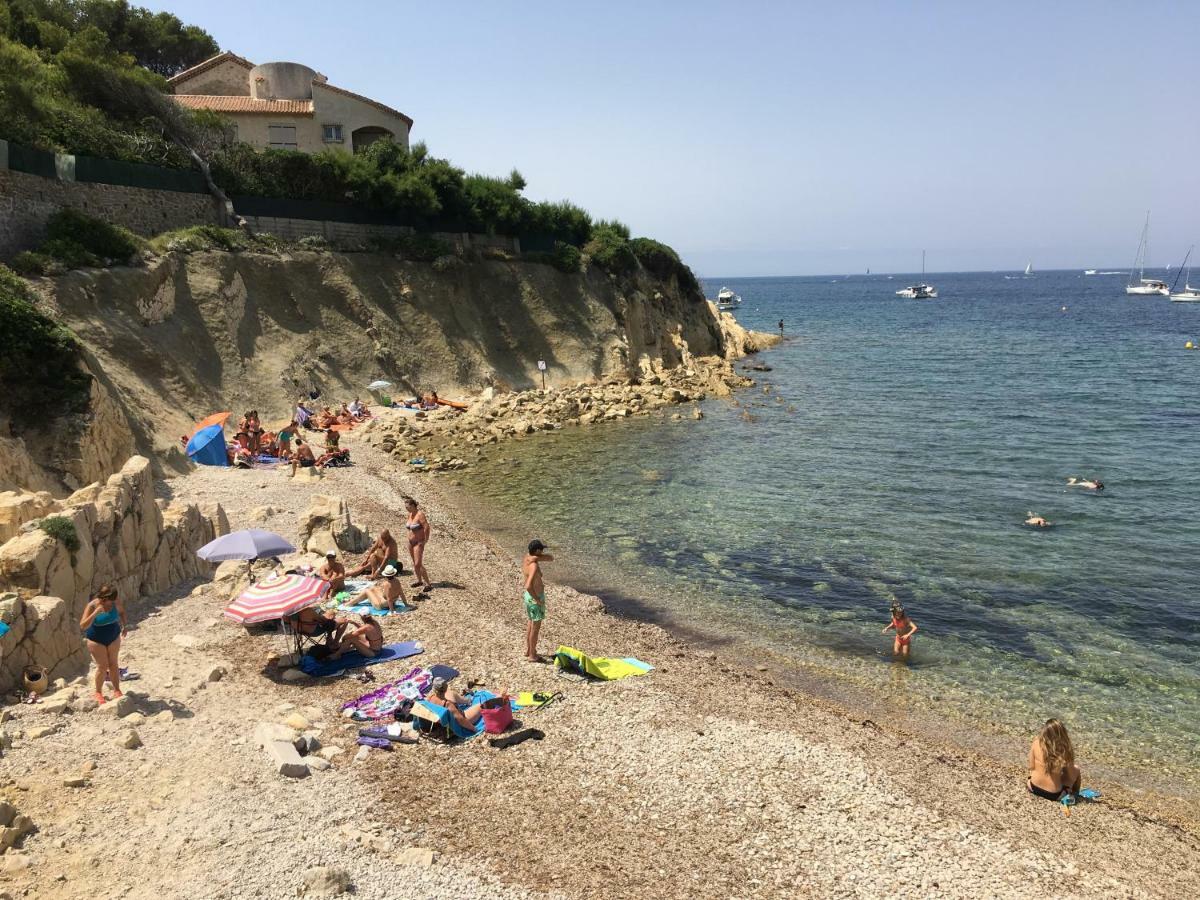 T2 Rez De Jardin 300M Plage De Beaucours Sanary Sur Mer Exterior photo